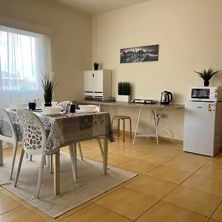 Studio * ليماسول